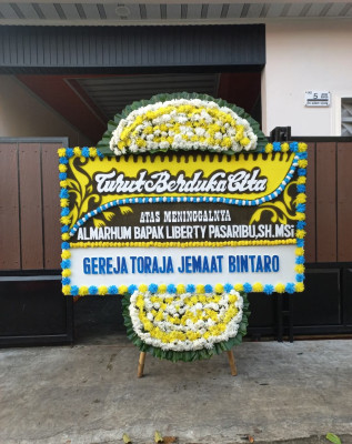 Papan Bunga Duka di Tipes
