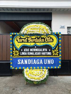 Papan Bunga Duka di Tipes