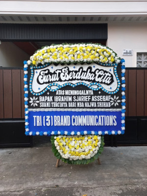 Papan Bunga Duka di Tipes